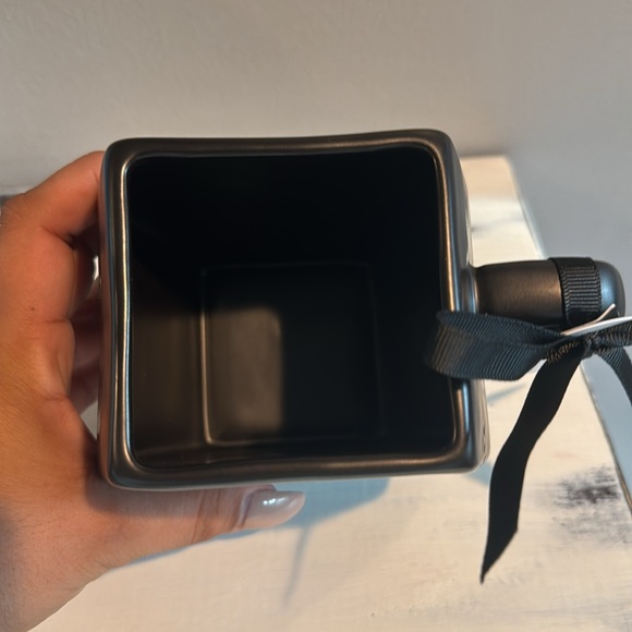 NWT Halloween Rae Dunn coffin mug - Picture 5 of 6